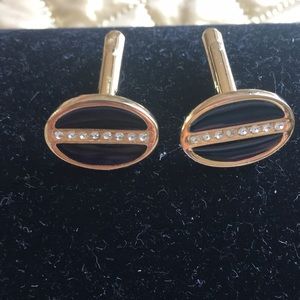 Vintage men’s cuff links